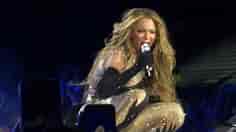 Beyoncé - Heated (Paris, France - Renaissance World Tour Live Stade de France) HD